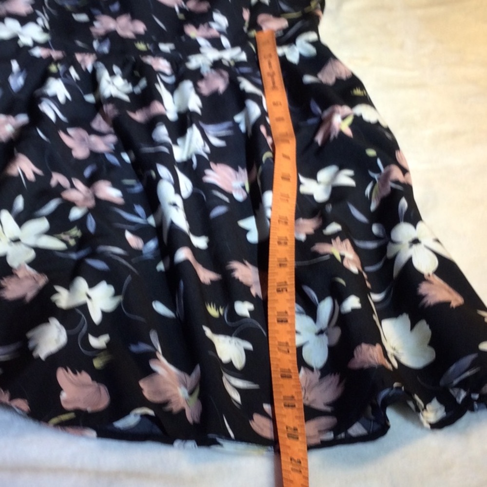 White and Pink Floral Adjustable Strap dress by Shein - Picture 10 of 12